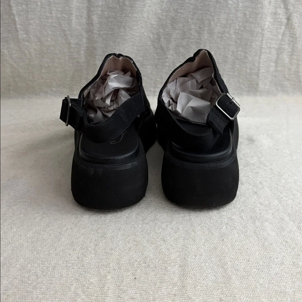 Lofina Chunky Leather Platform Wedge Sandal - Picture 4 of 8